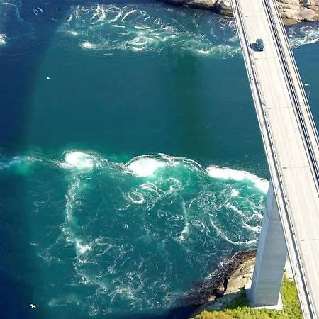 Prázdninový dům With Sea View 15 Min Drive From Saltstraumen *