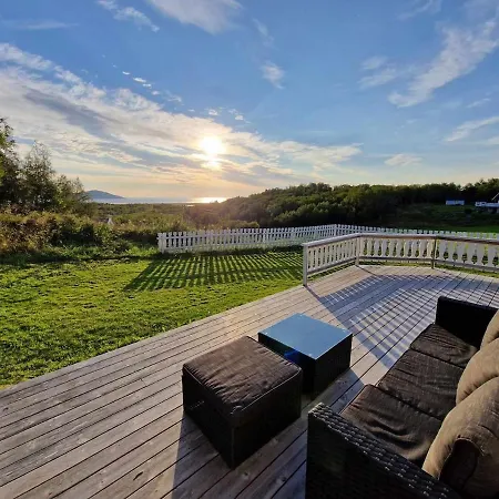 With Sea View 15 Min Drive From Saltstraumen *